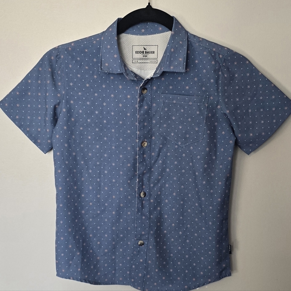 Eddie Bauer Button Up Shirt Short Sleeves Boys Size 8 Blue- Quick Dry Material